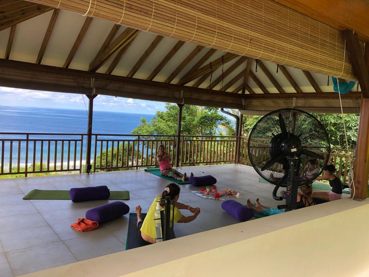 Paradise Chalets Yoga & Wellness Takamaka Exterior photo